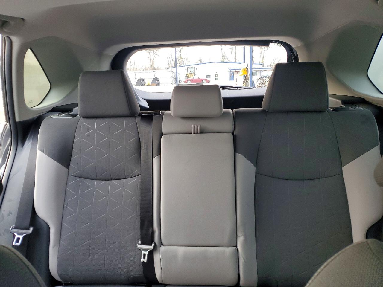 2025 TOYOTA RAV4 XLE photo 10