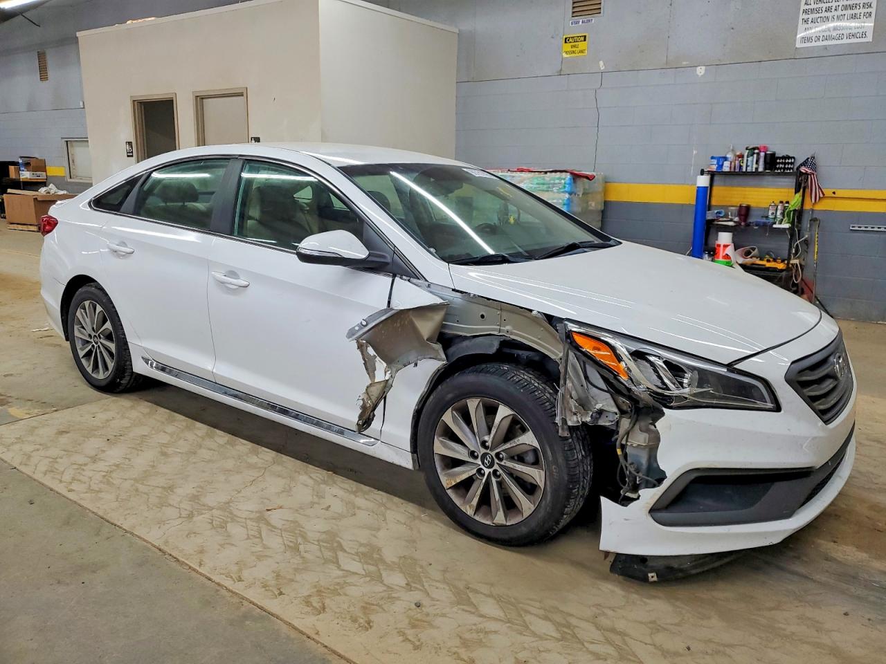 2017 HYUNDAI SONATA SPORT photo 4