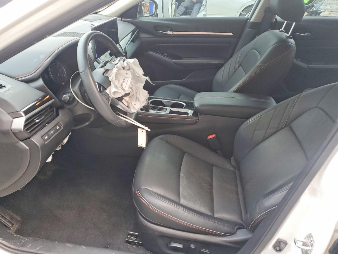 2024 NISSAN ALTIMA 2.5 SR photo 7