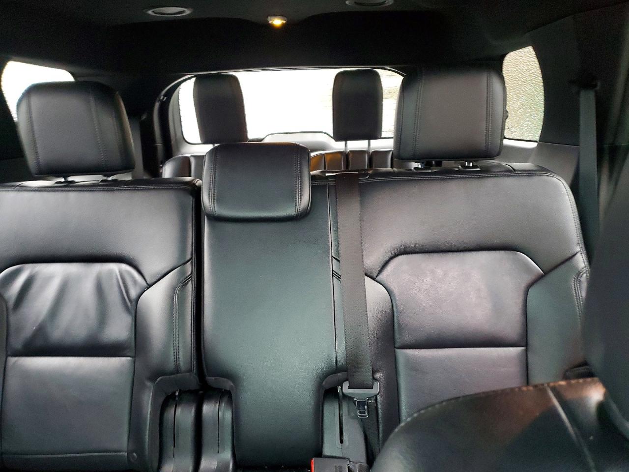2016 FORD EXPLORER XLT photo 10