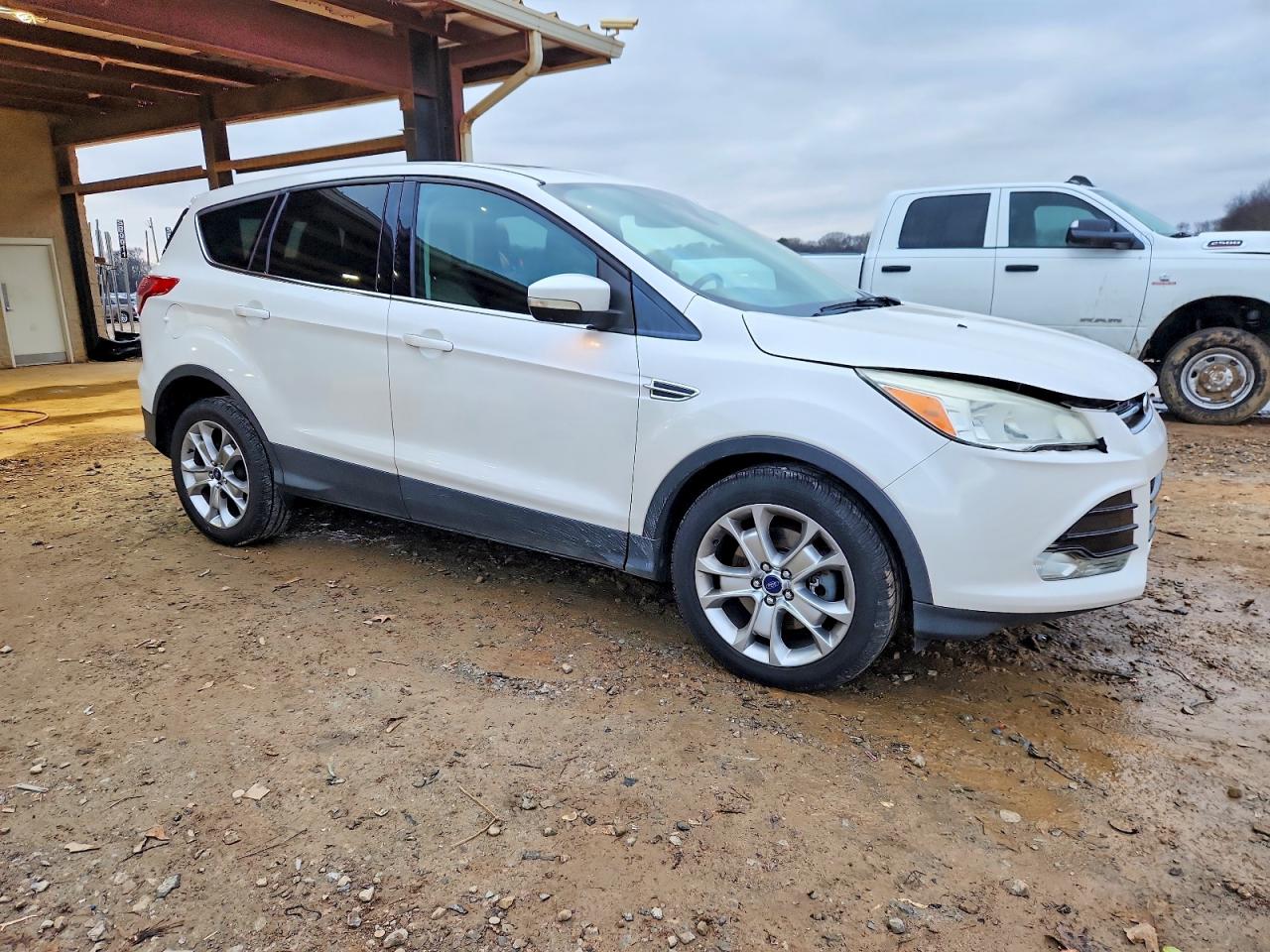 2013 FORD ESCAPE SEL photo 4