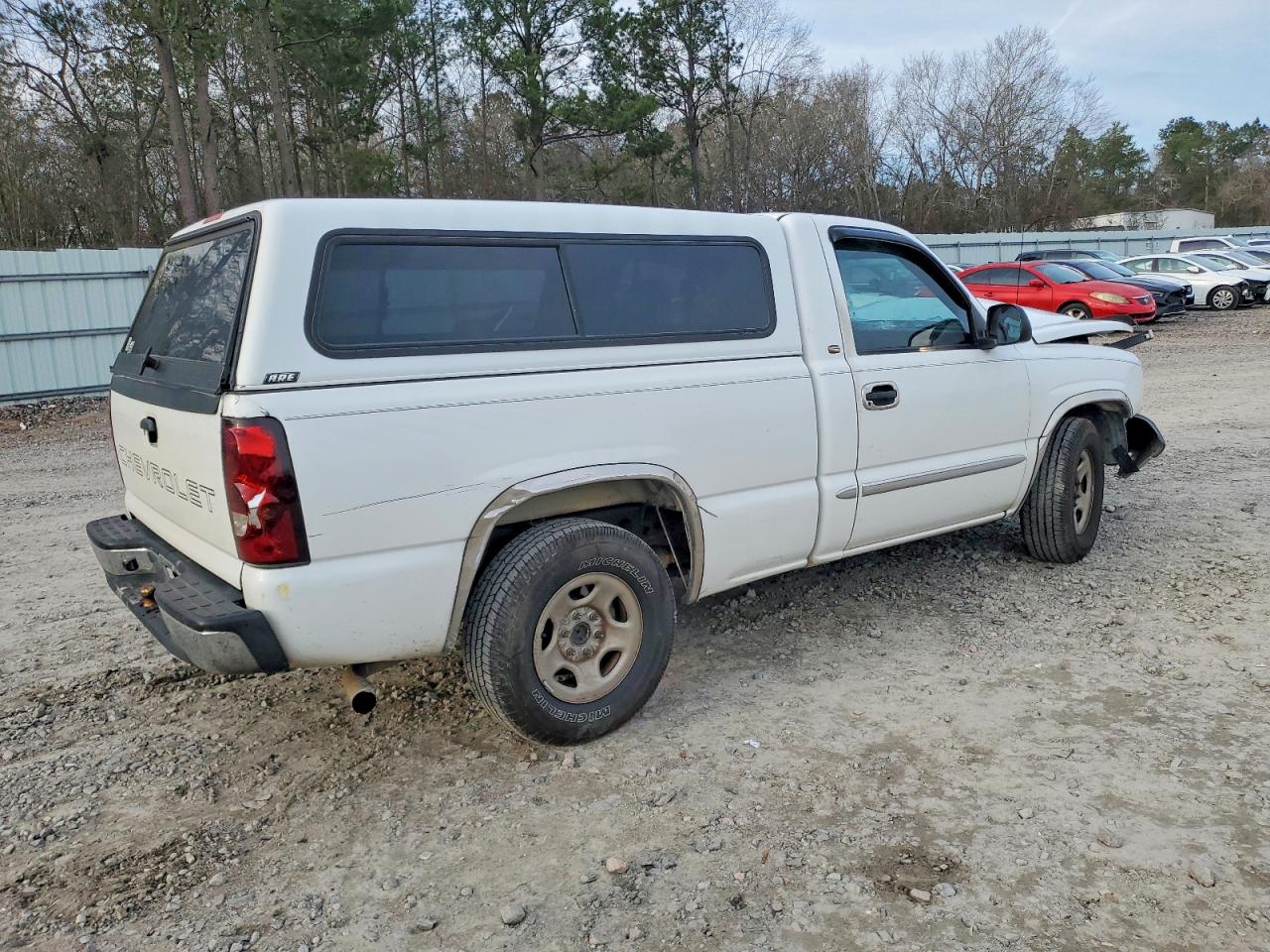 2003 CHEVROLET SILVERADO C1500 photo 3