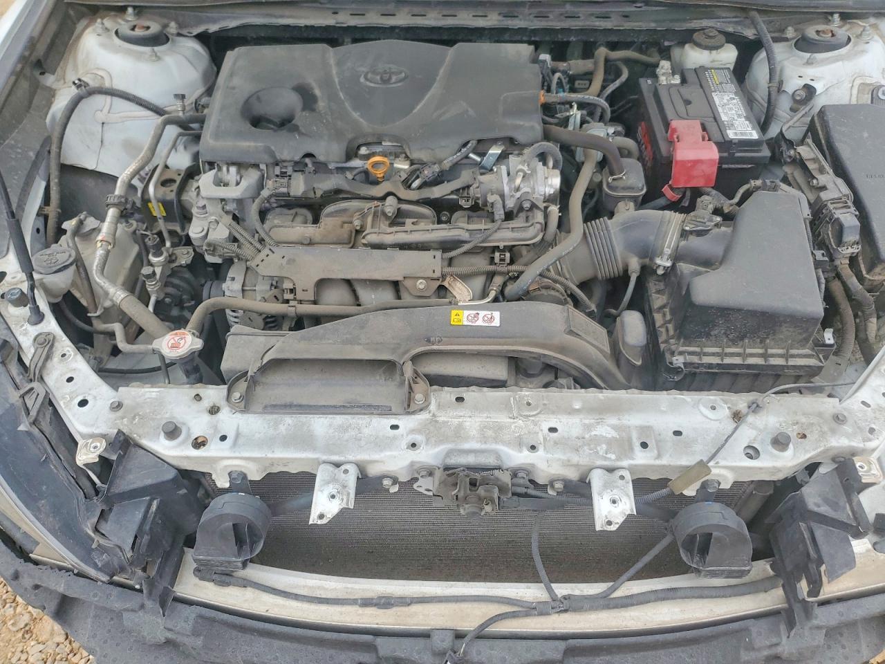 2021 TOYOTA CAMRY SE photo 11