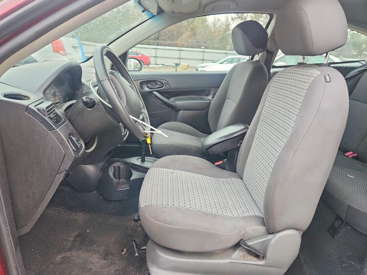 2007 FORD FOCUS ZX3 photo 7