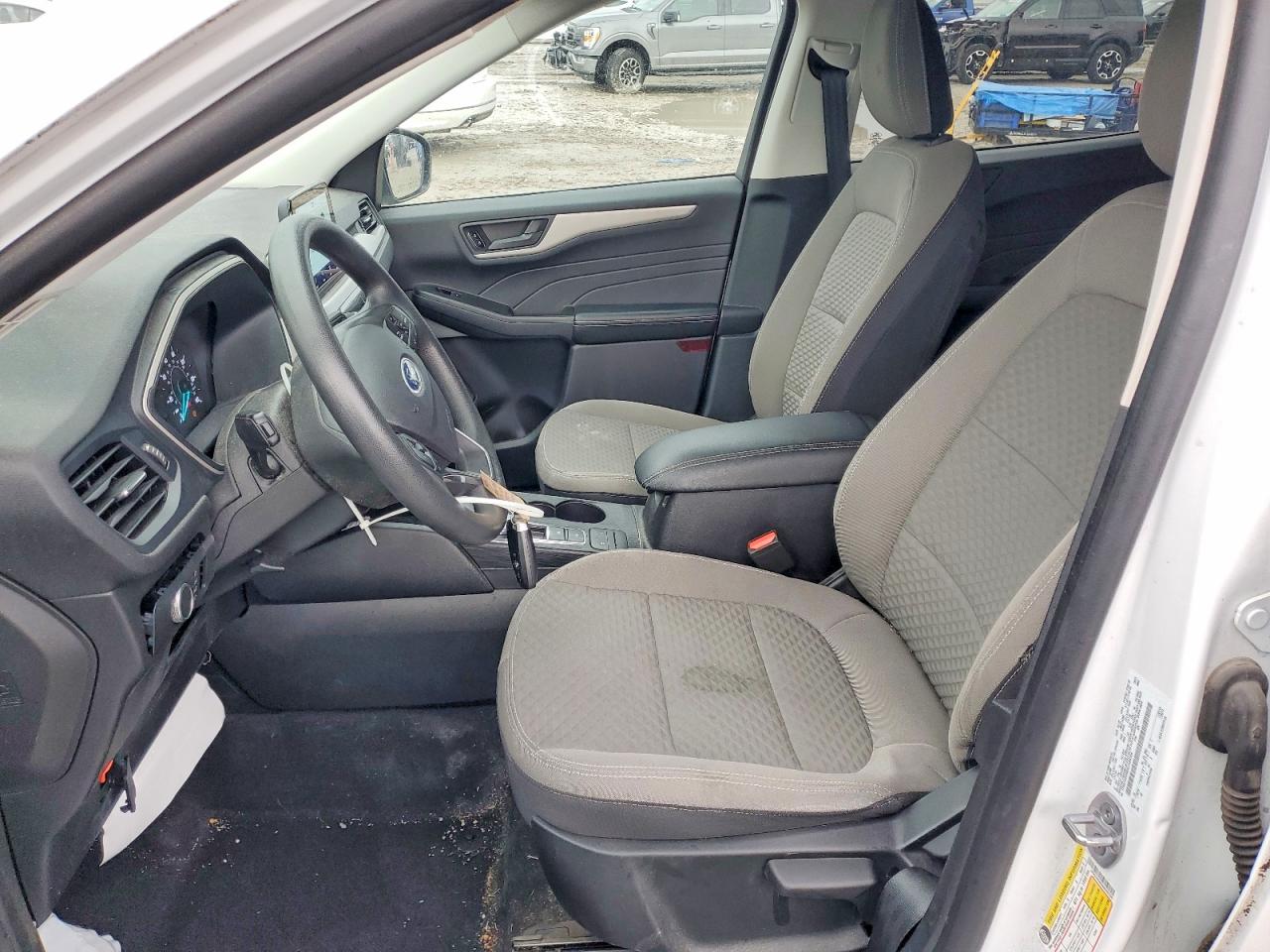 2022 FORD ESCAPE SE photo 7