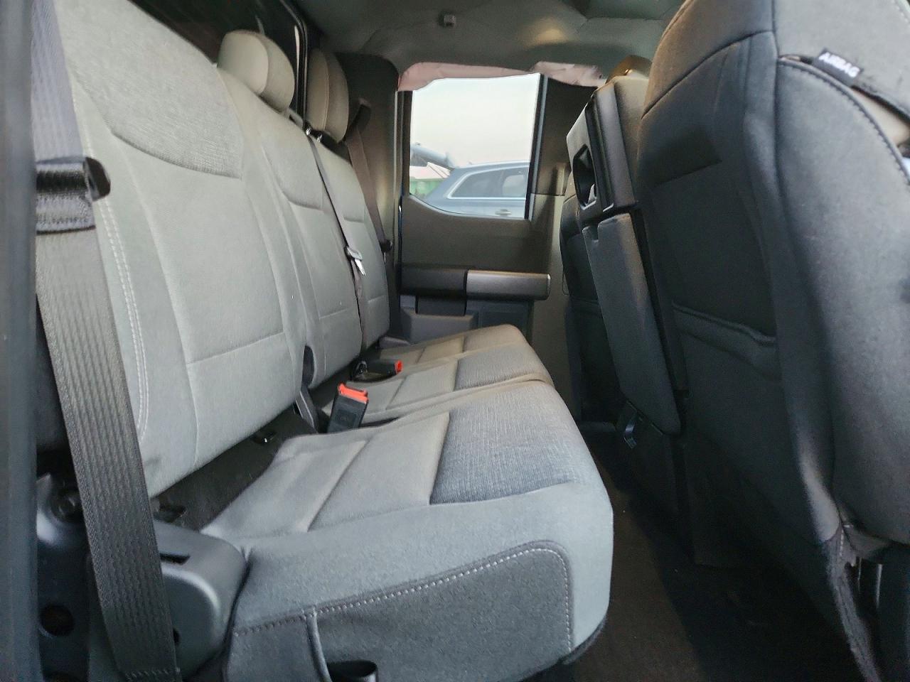 2025 FORD F150 XLT photo 10