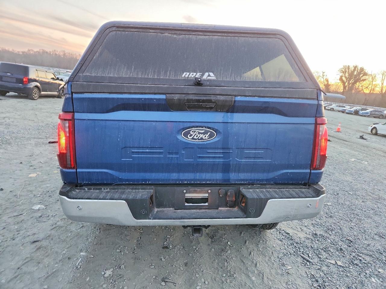 2025 FORD F150 XLT photo 6