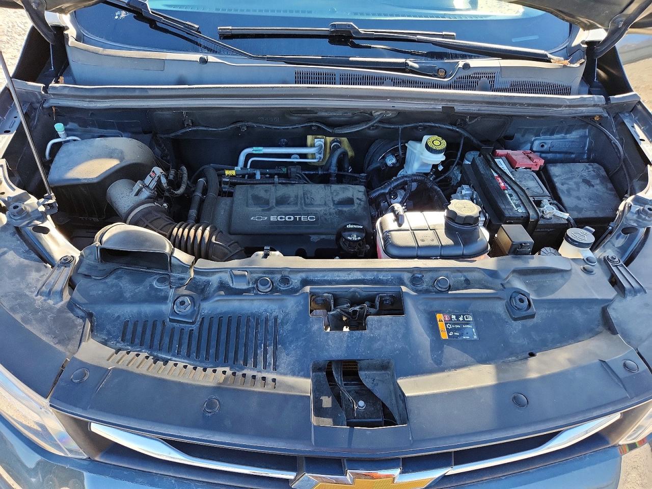 2018 CHEVROLET TRAX 1LT photo 12