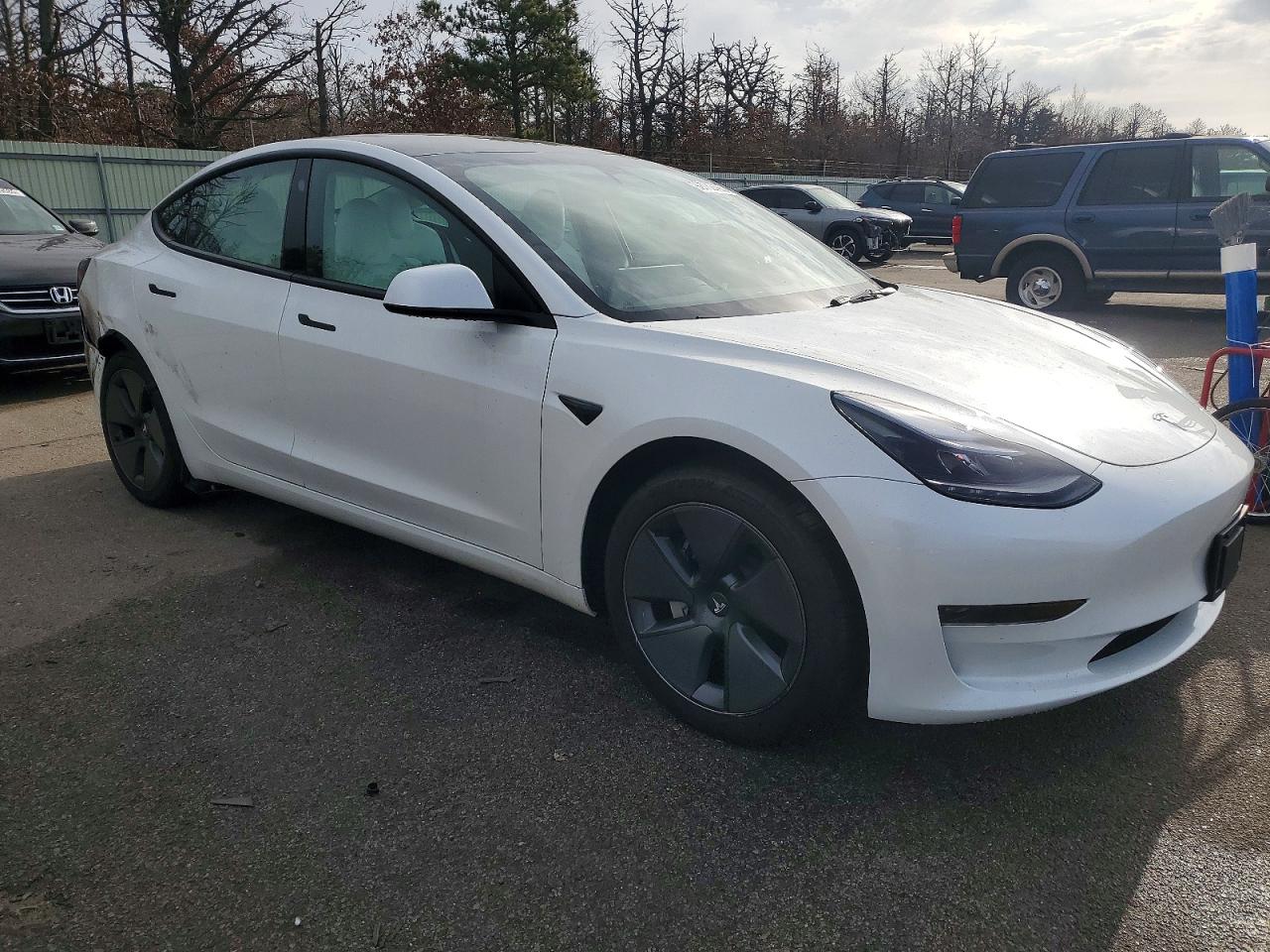 2023 TESLA MODEL 3 photo 4