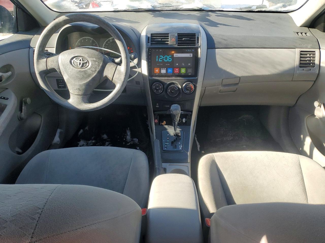 2010 TOYOTA COROLLA BASE photo 8