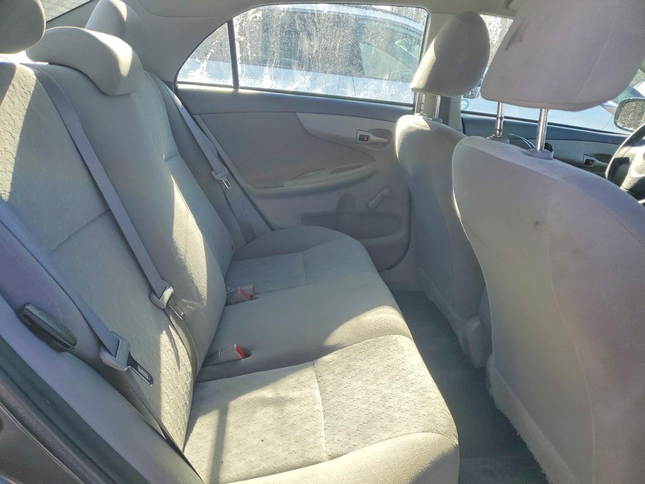 2010 TOYOTA COROLLA BASE photo 10