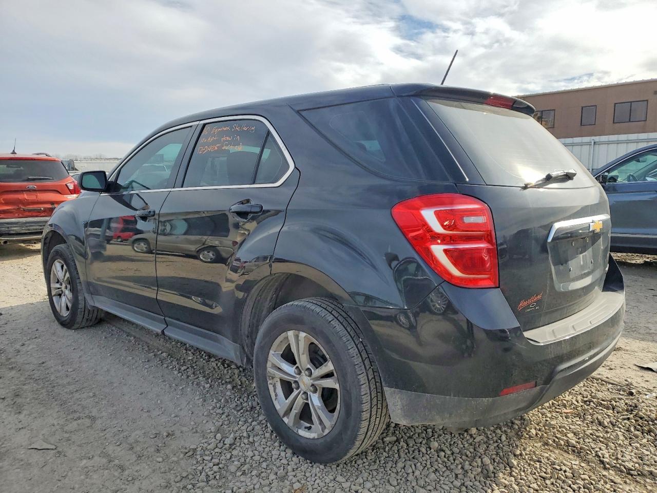 2016 CHEVROLET EQUINOX LS photo 2