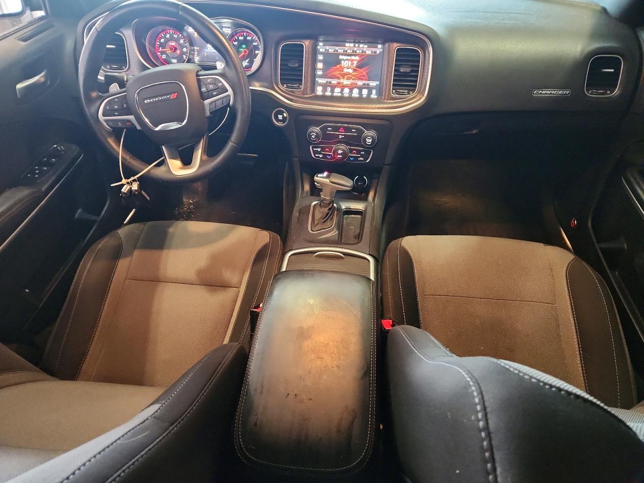 2015 DODGE CHARGER SXT photo 15
