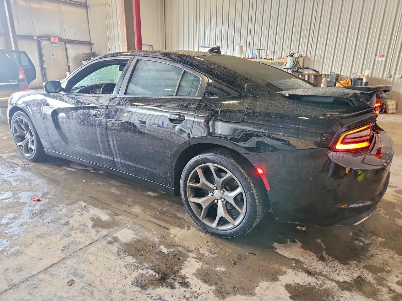2015 DODGE CHARGER SXT photo 3