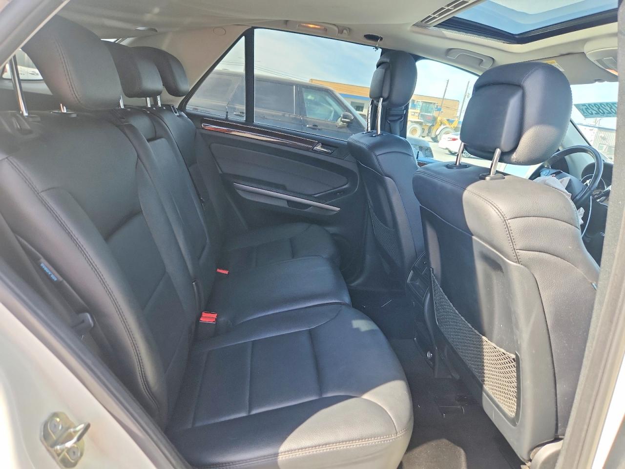2011 MERCEDES-BENZ ML 350 photo 11