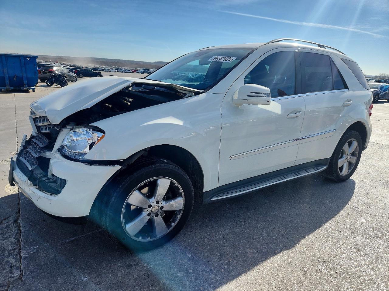 2011 MERCEDES-BENZ ML