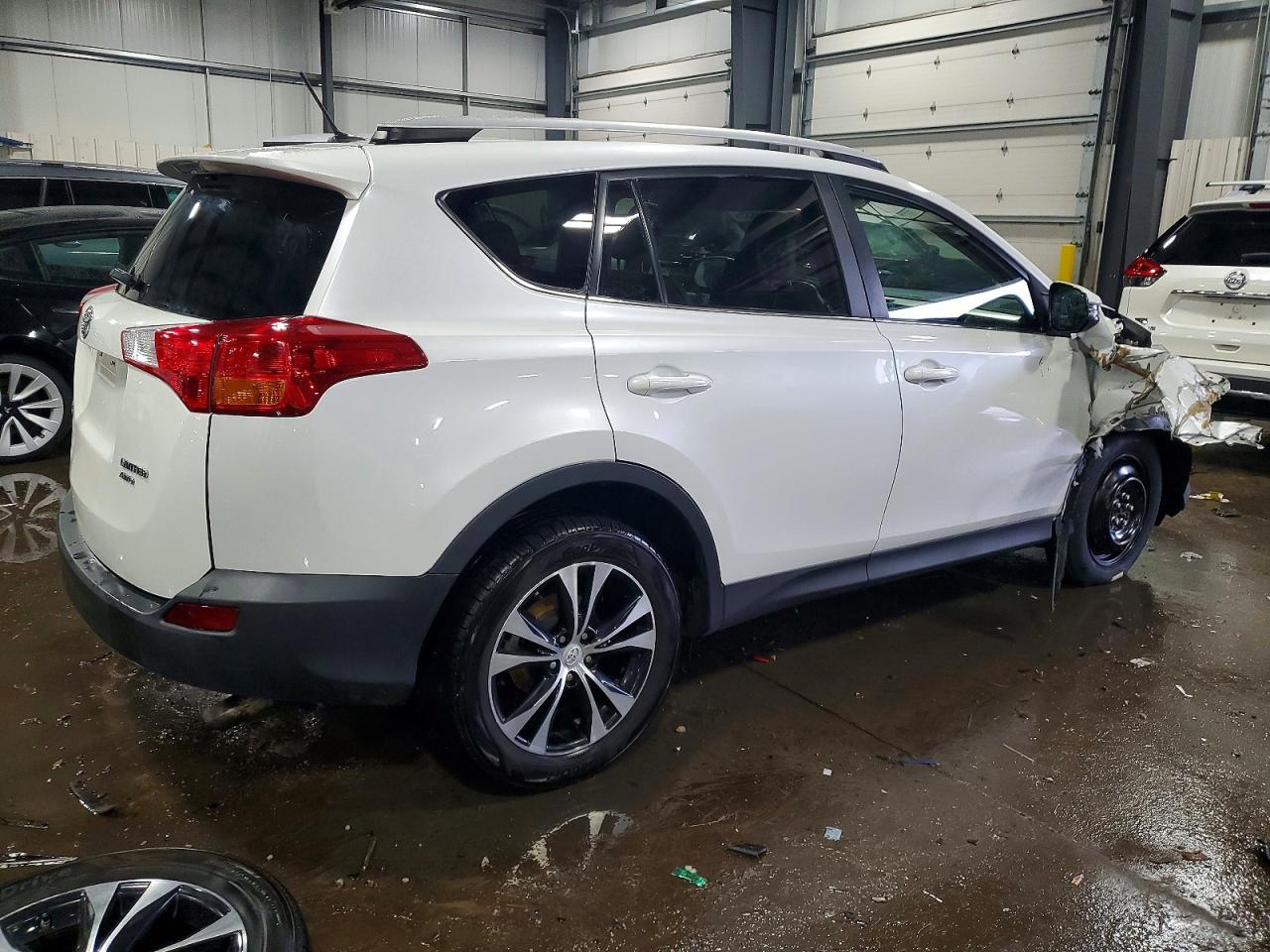 2015 TOYOTA RAV4 LIMITED photo 3