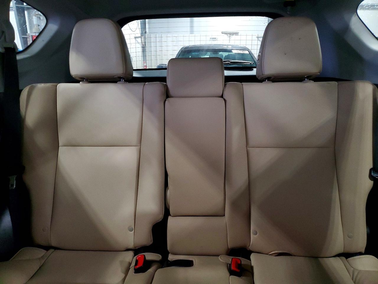 2015 TOYOTA RAV4 LIMITED photo 10