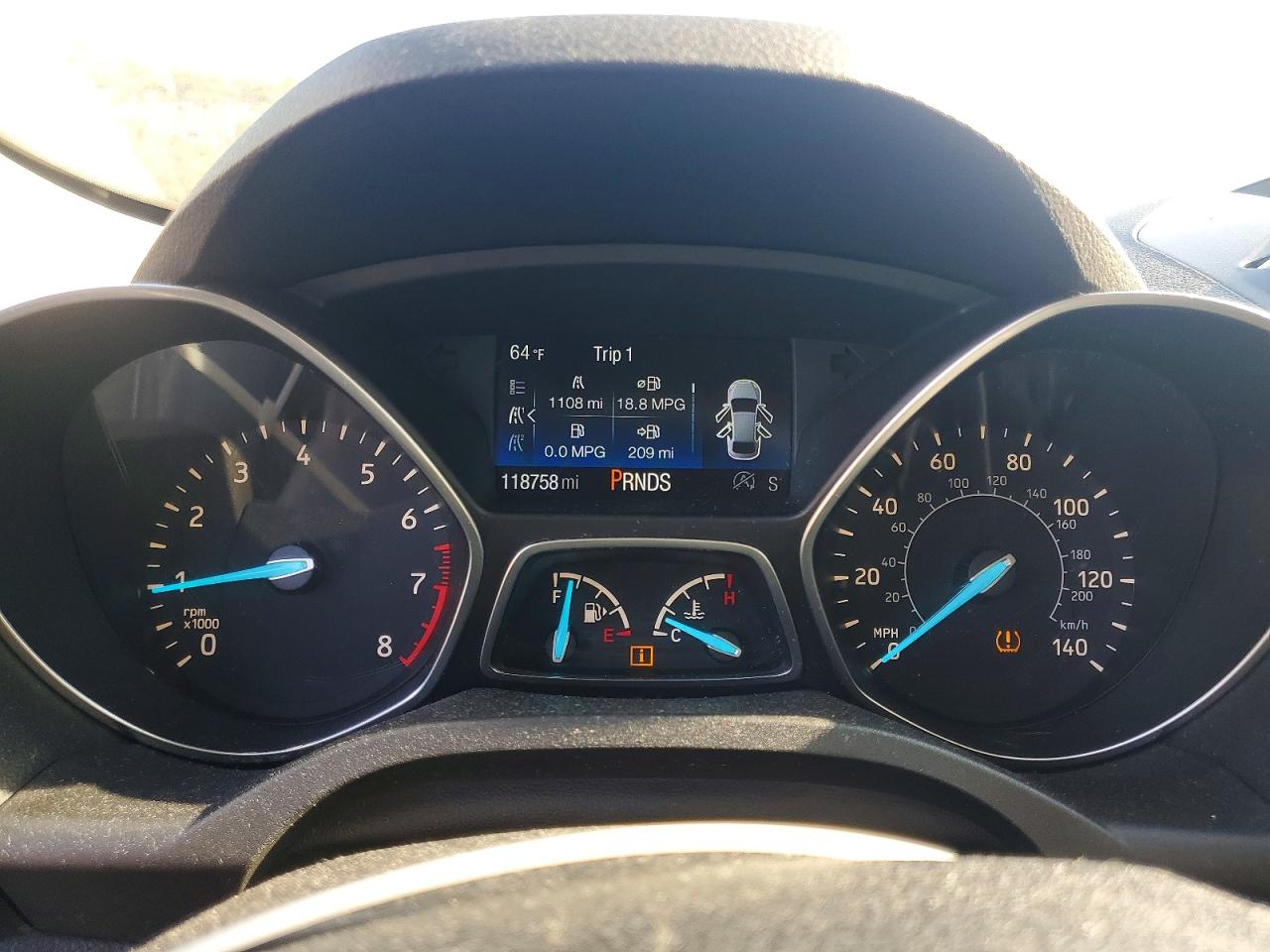 2017 FORD ESCAPE SE photo 9