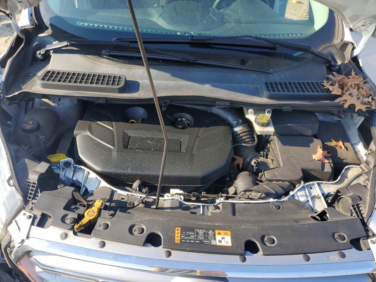 2017 FORD ESCAPE SE photo 12