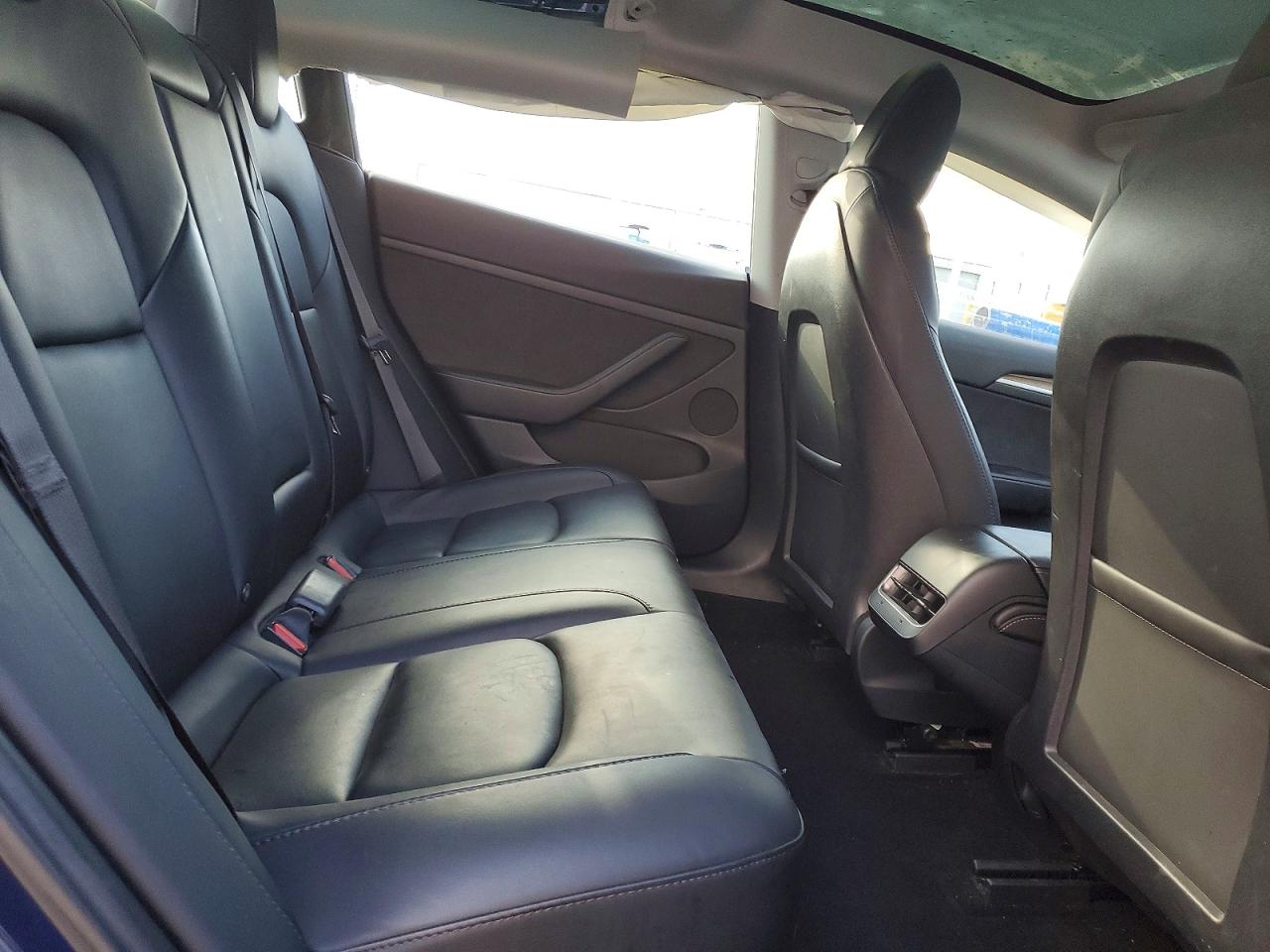 2022 TESLA MODEL 3 photo 10