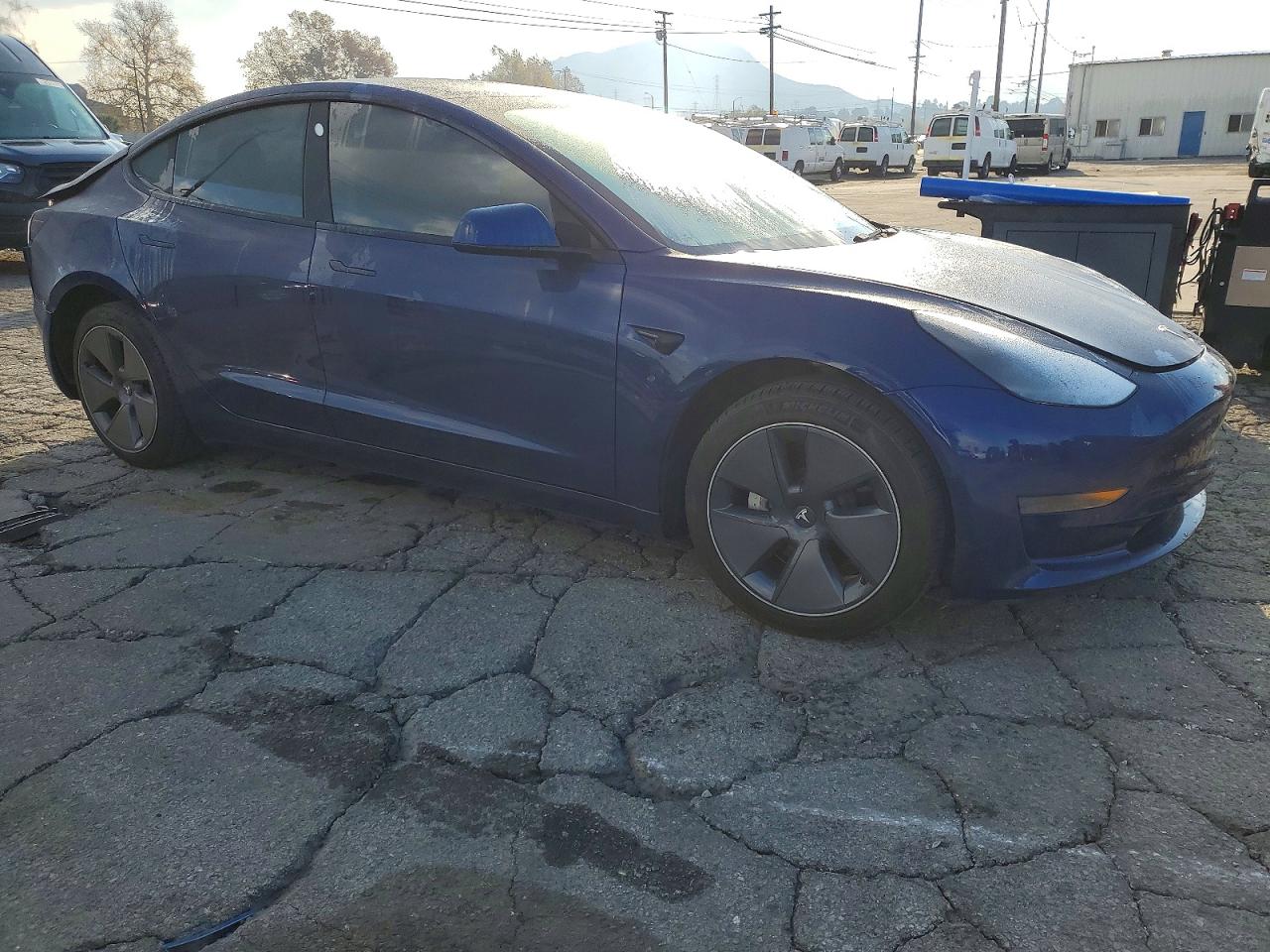 2022 TESLA MODEL 3 photo 4