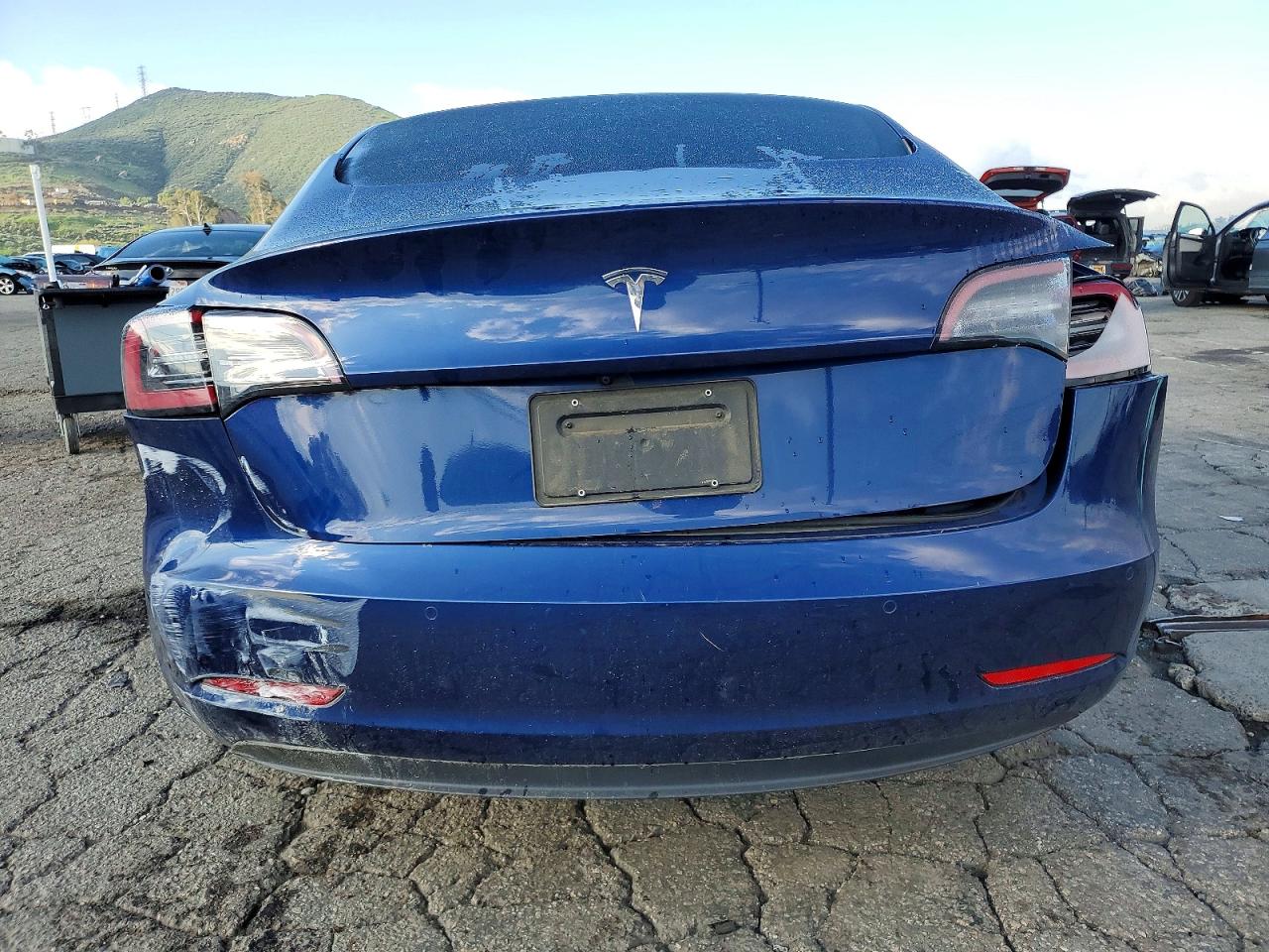 2022 TESLA MODEL 3 photo 6