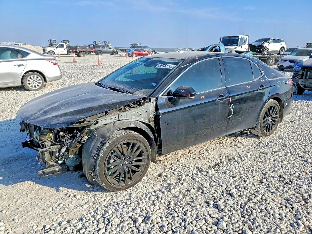 2024 TOYOTA CAMRY