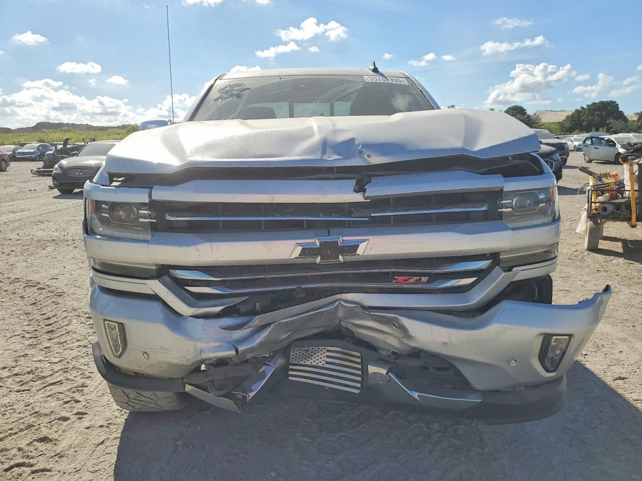 2017 CHEVROLET SILVERADO K1500 LTZ photo 5