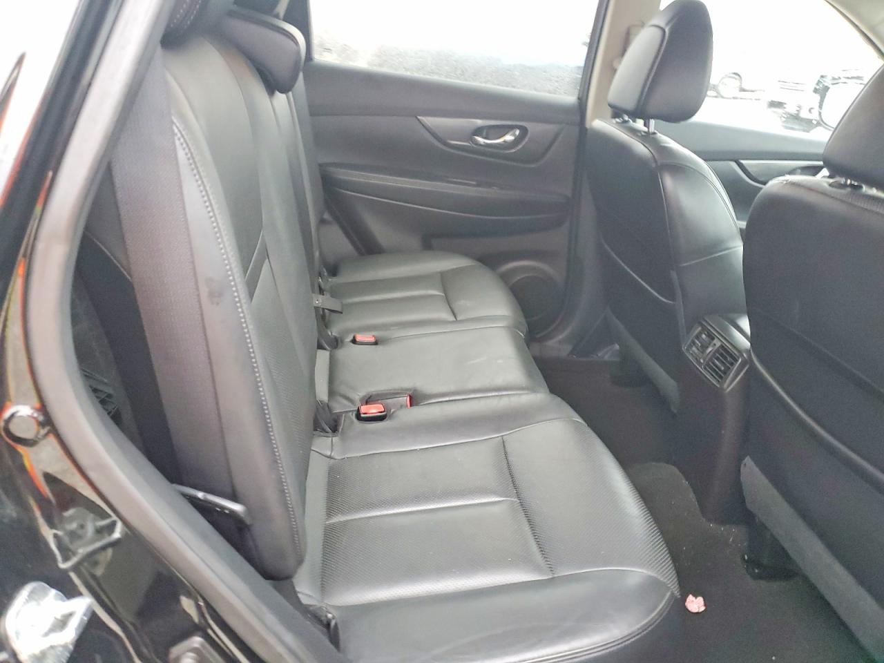 2014 NISSAN ROGUE S photo 11