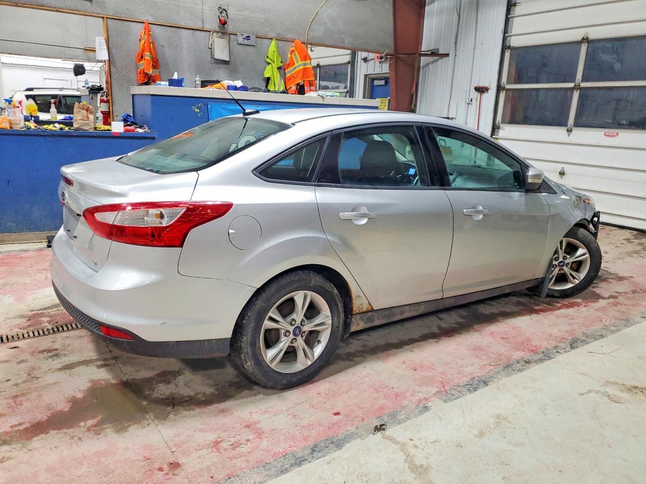 2014 FORD FOCUS SE photo 3
