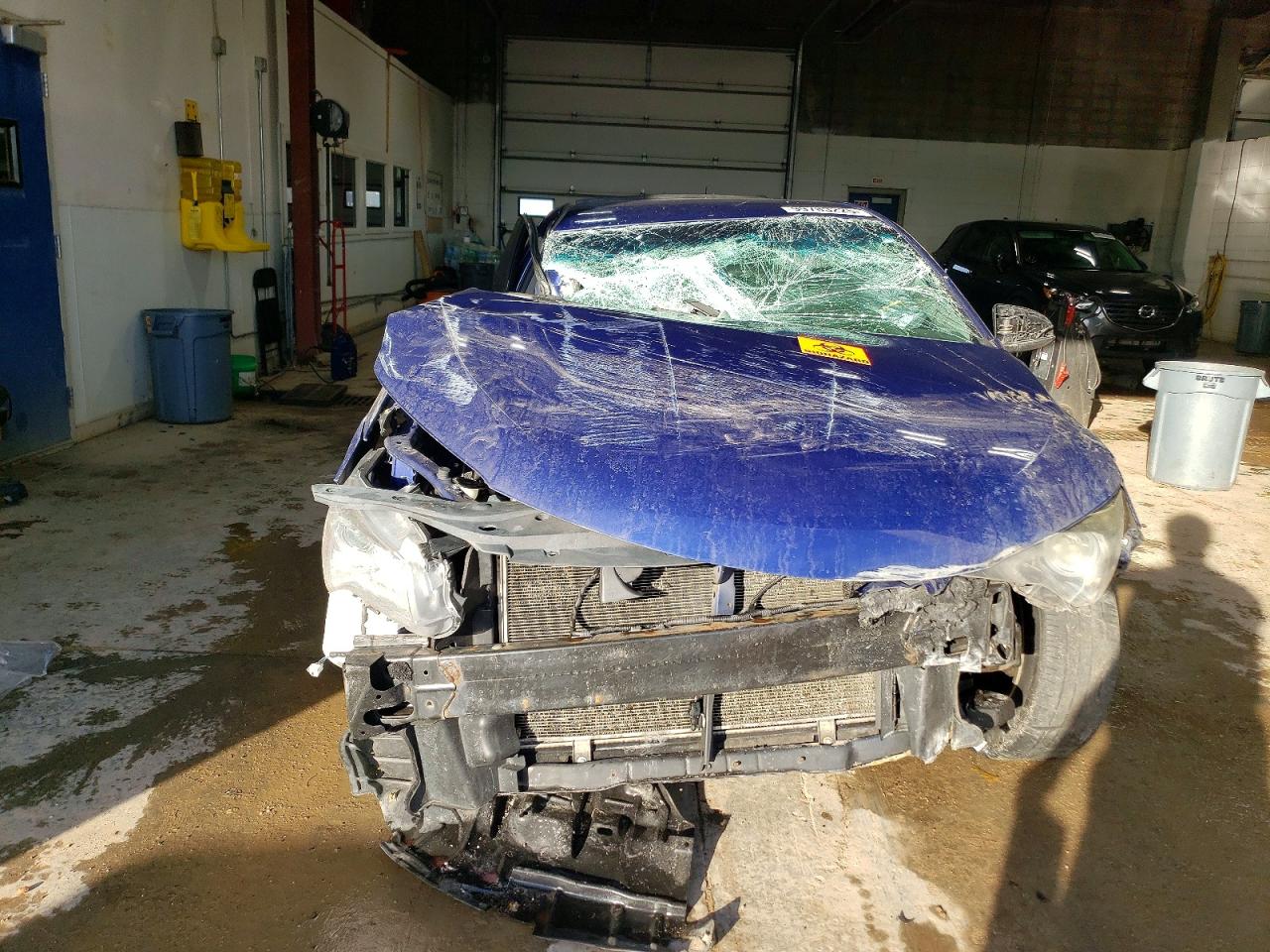 2015 TOYOTA CAMRY LE photo 5
