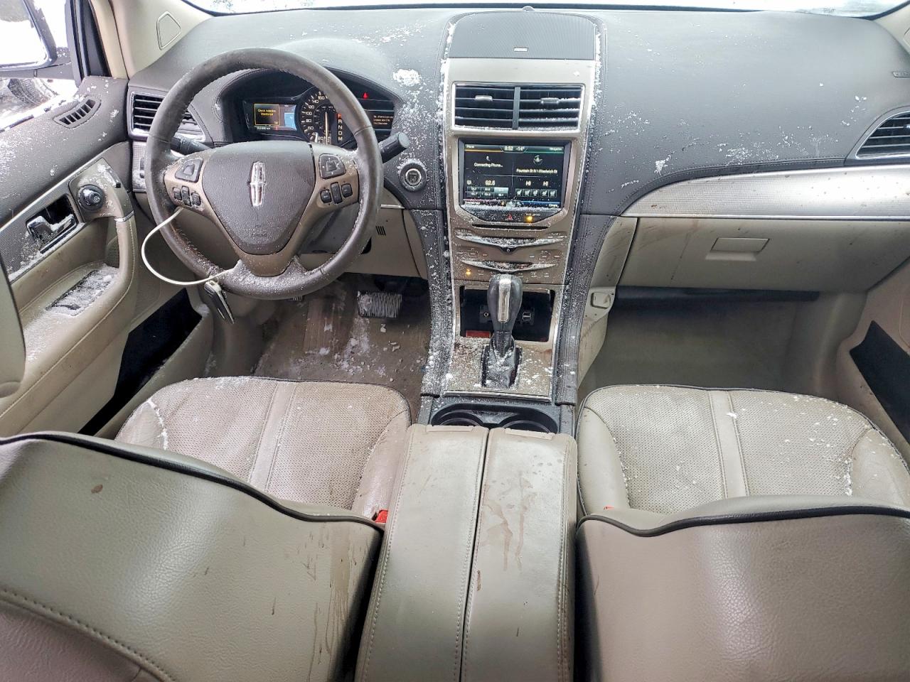 2011 LINCOLN MKX photo 8