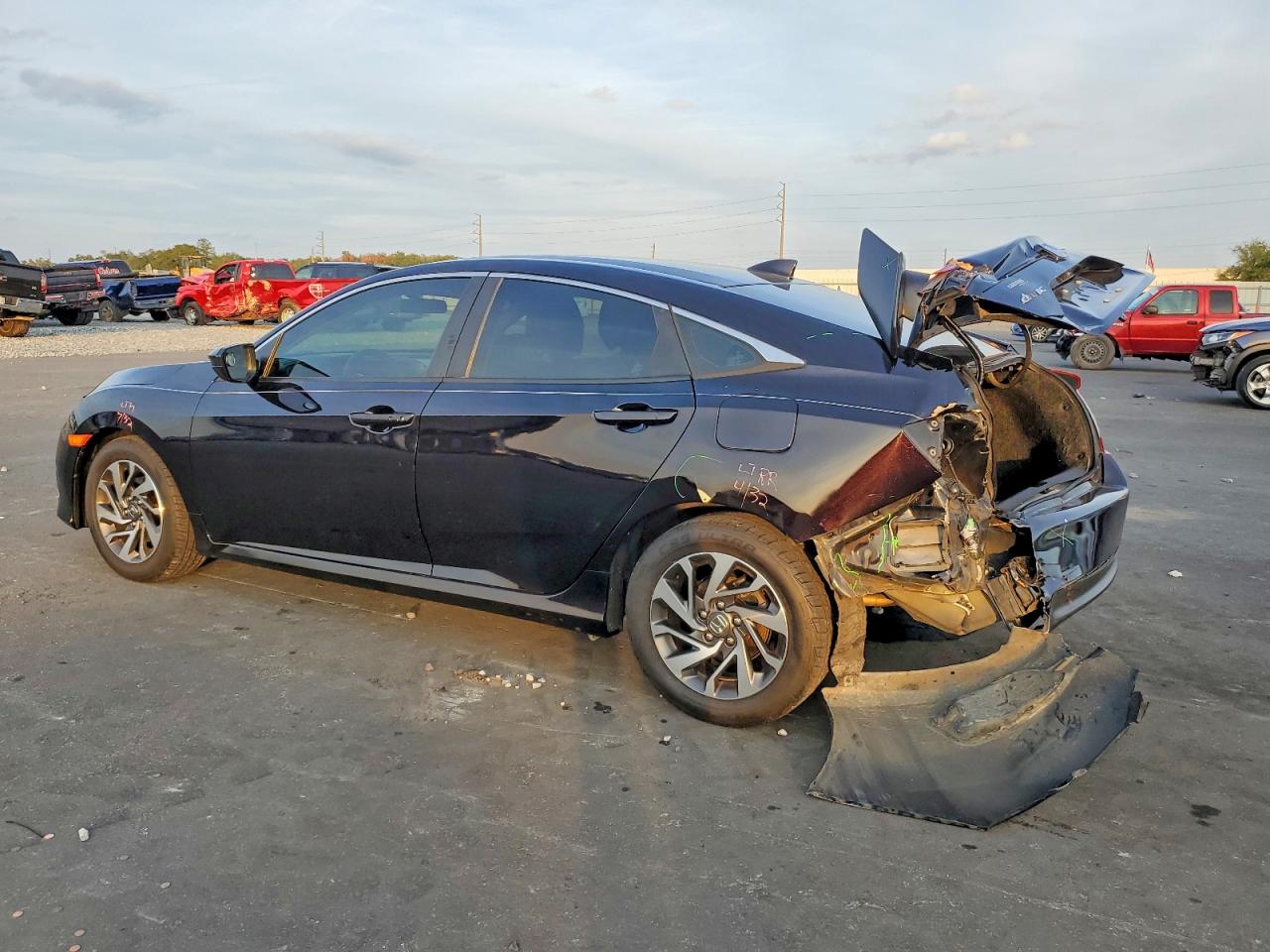 2017 HONDA CIVIC EX photo 2