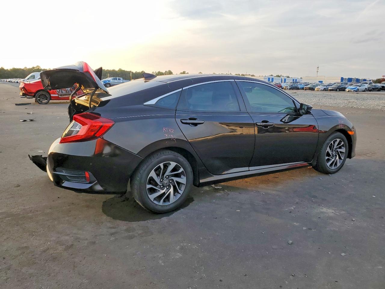 2017 HONDA CIVIC EX photo 3