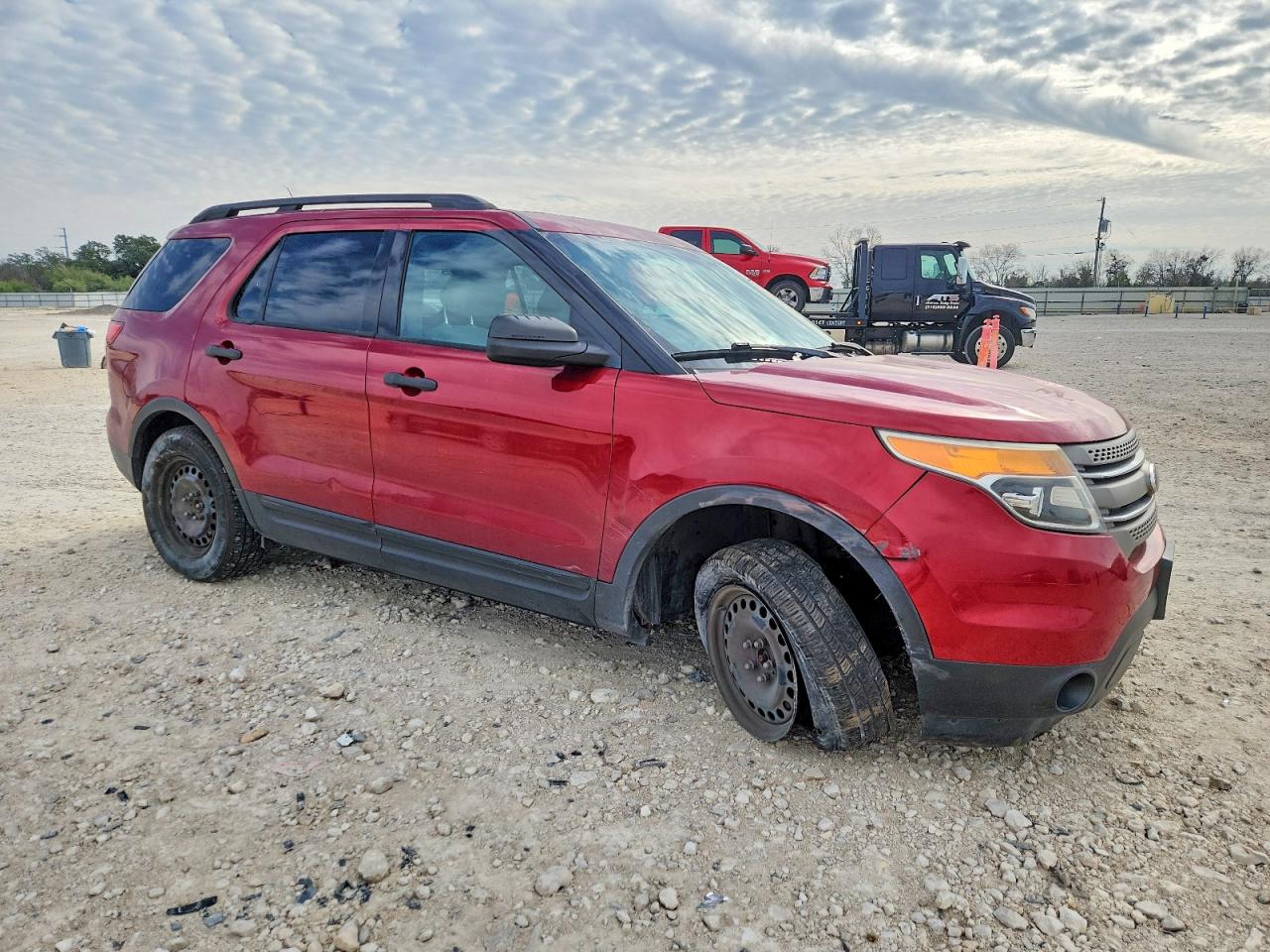 2013 FORD EXPLORER photo 4