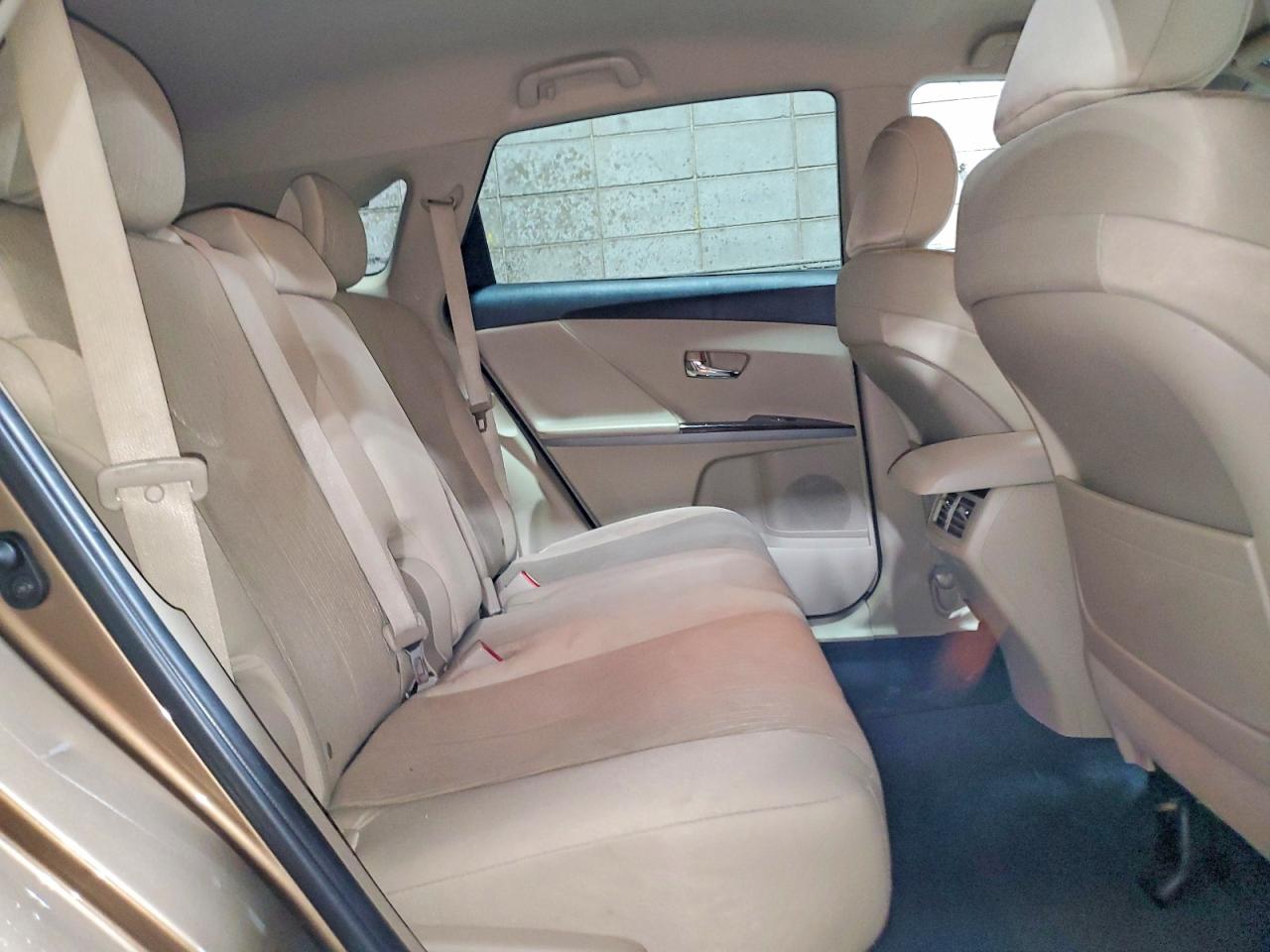 2009 TOYOTA VENZA photo 11