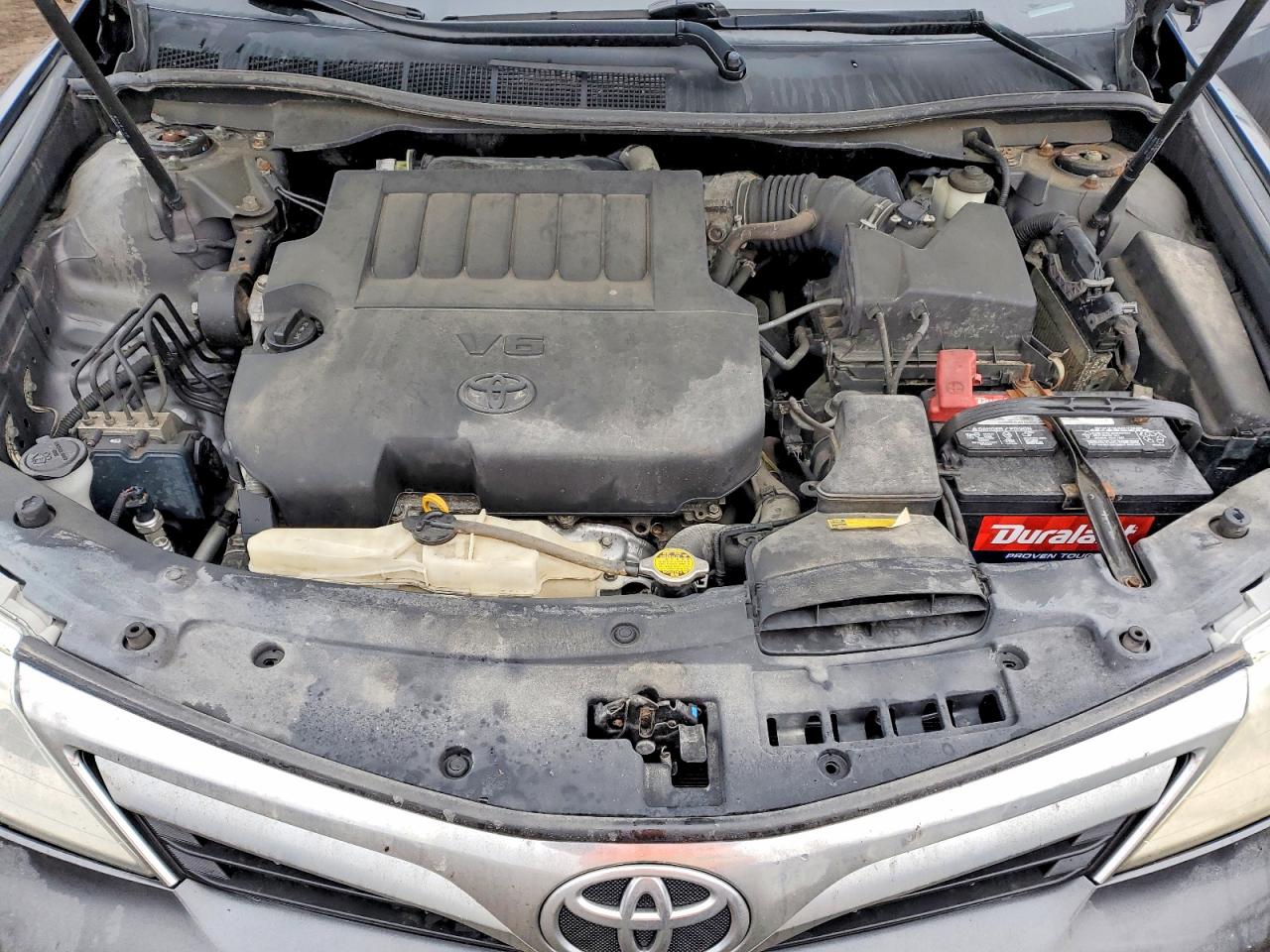 2012 TOYOTA CAMRY SE photo 11