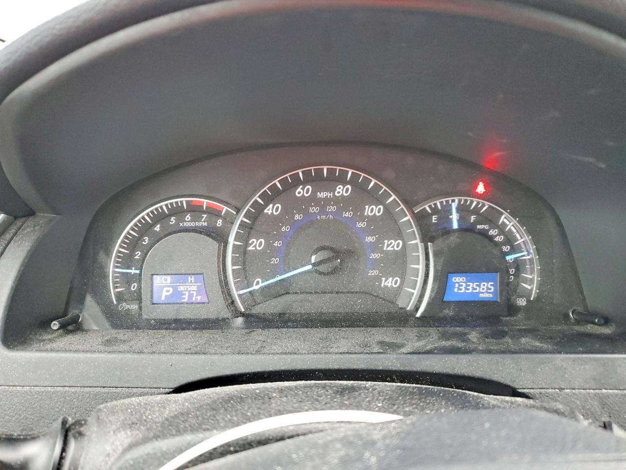 2012 TOYOTA CAMRY SE photo 9