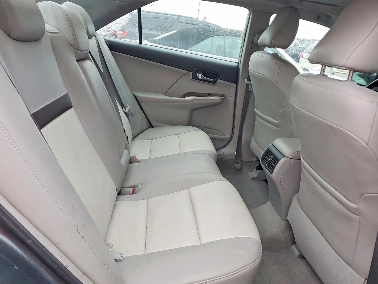 2012 TOYOTA CAMRY SE photo 10