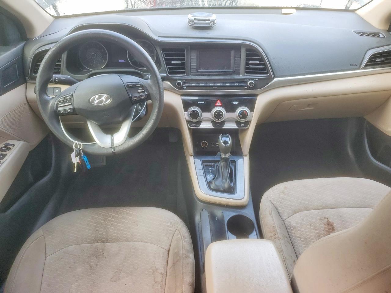 2019 HYUNDAI ELANTRA SE photo 22