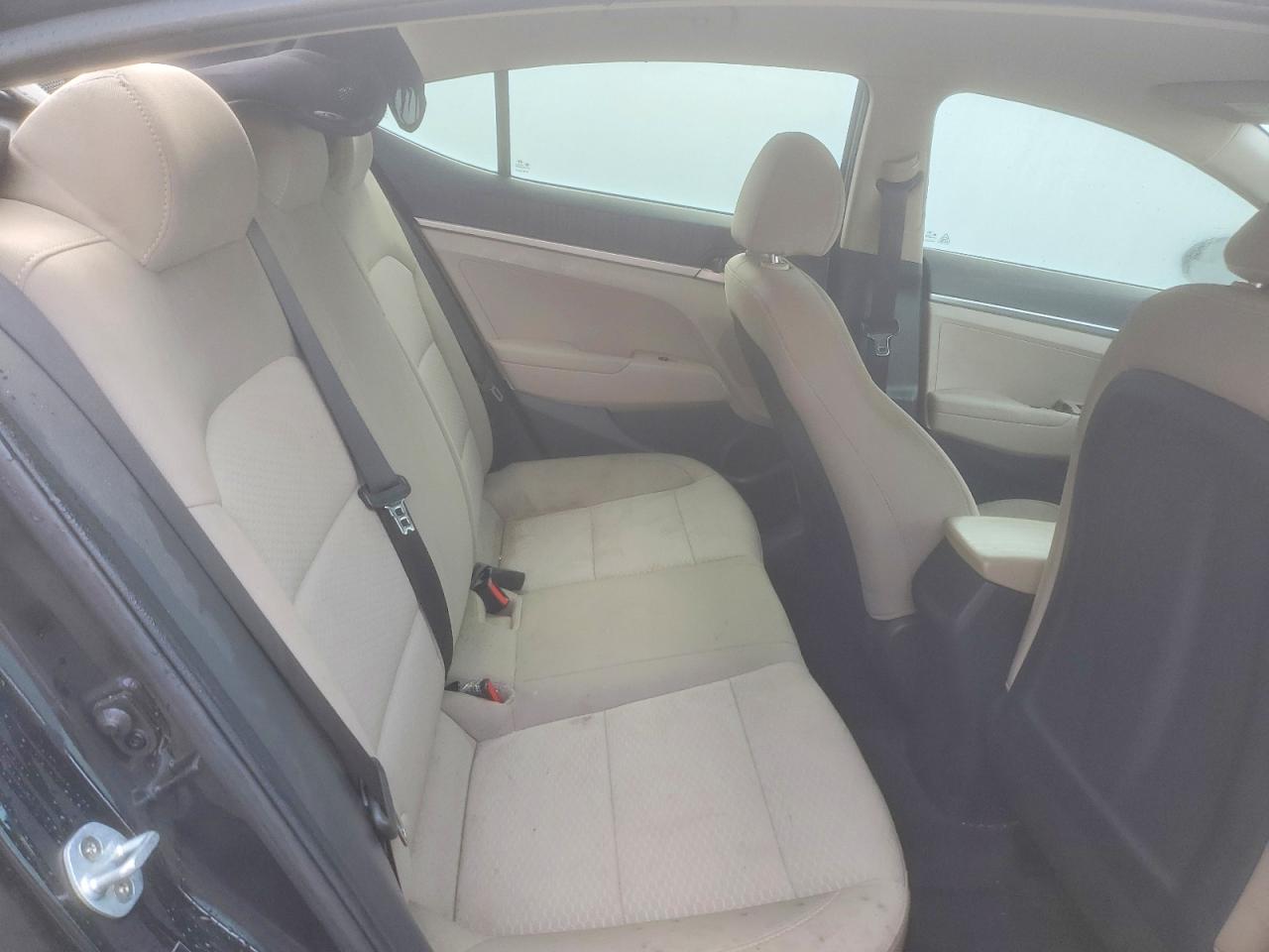 2019 HYUNDAI ELANTRA SE photo 28