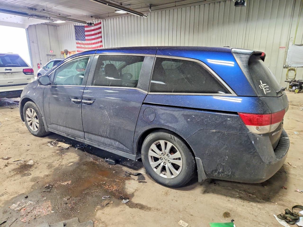 2016 HONDA ODYSSEY EXL photo 2