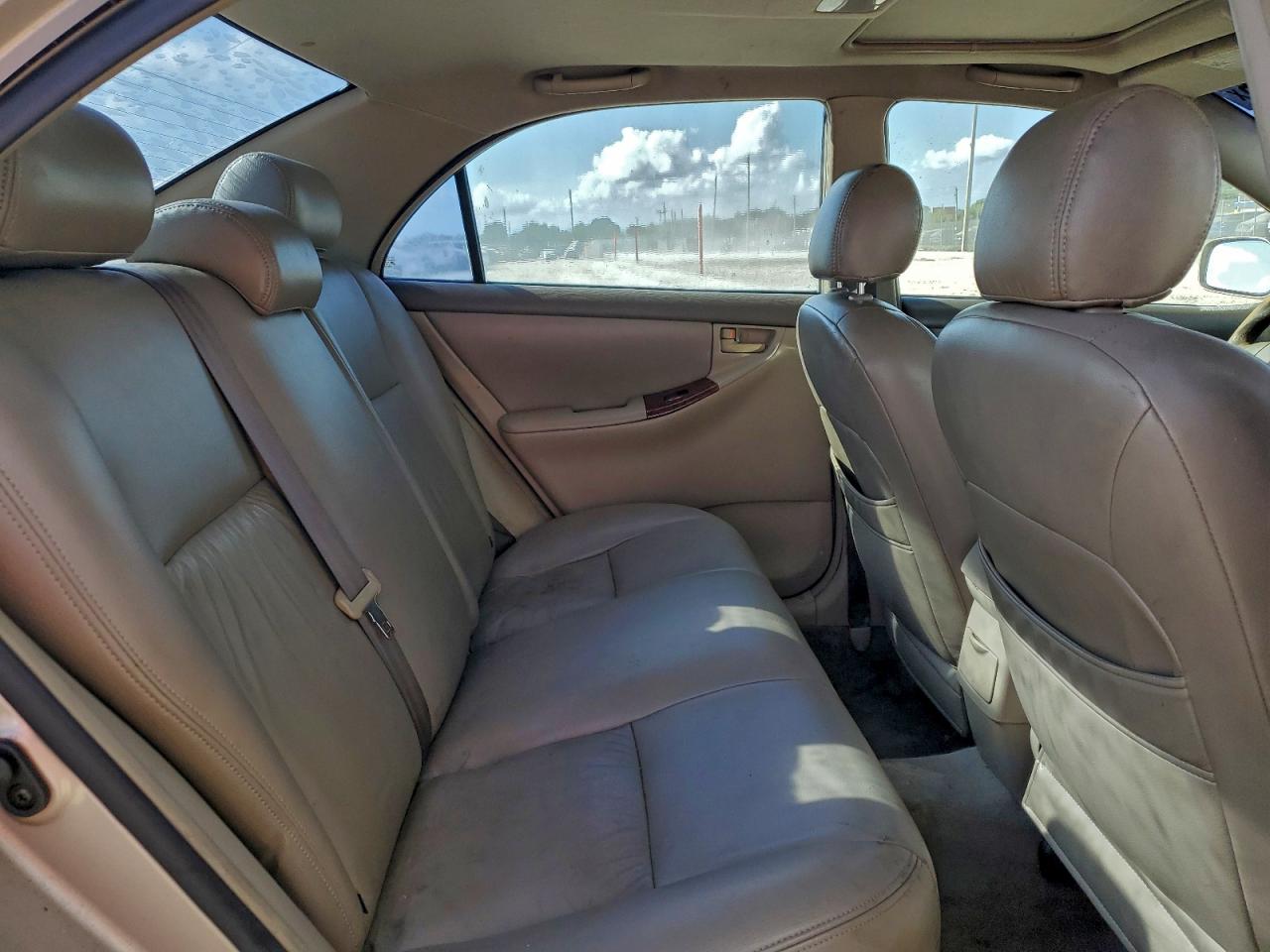 2005 TOYOTA COROLLA CE photo 10