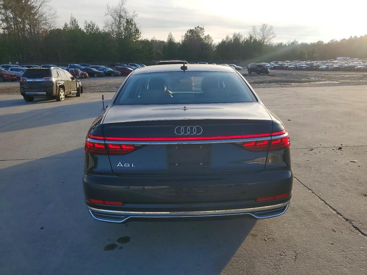 2019 AUDI A8 L photo 6