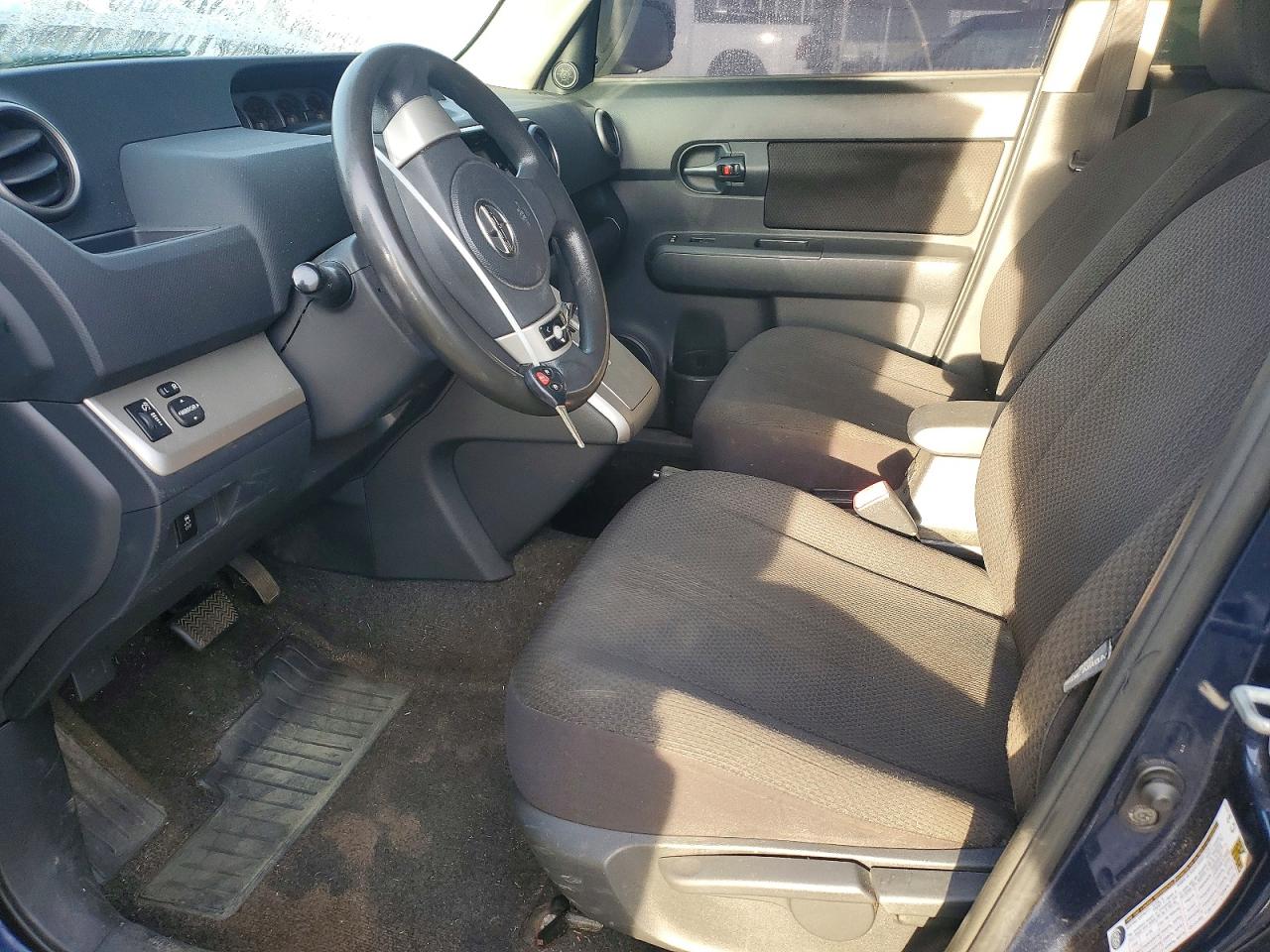 2008 TOYOTA SCION XB photo 7