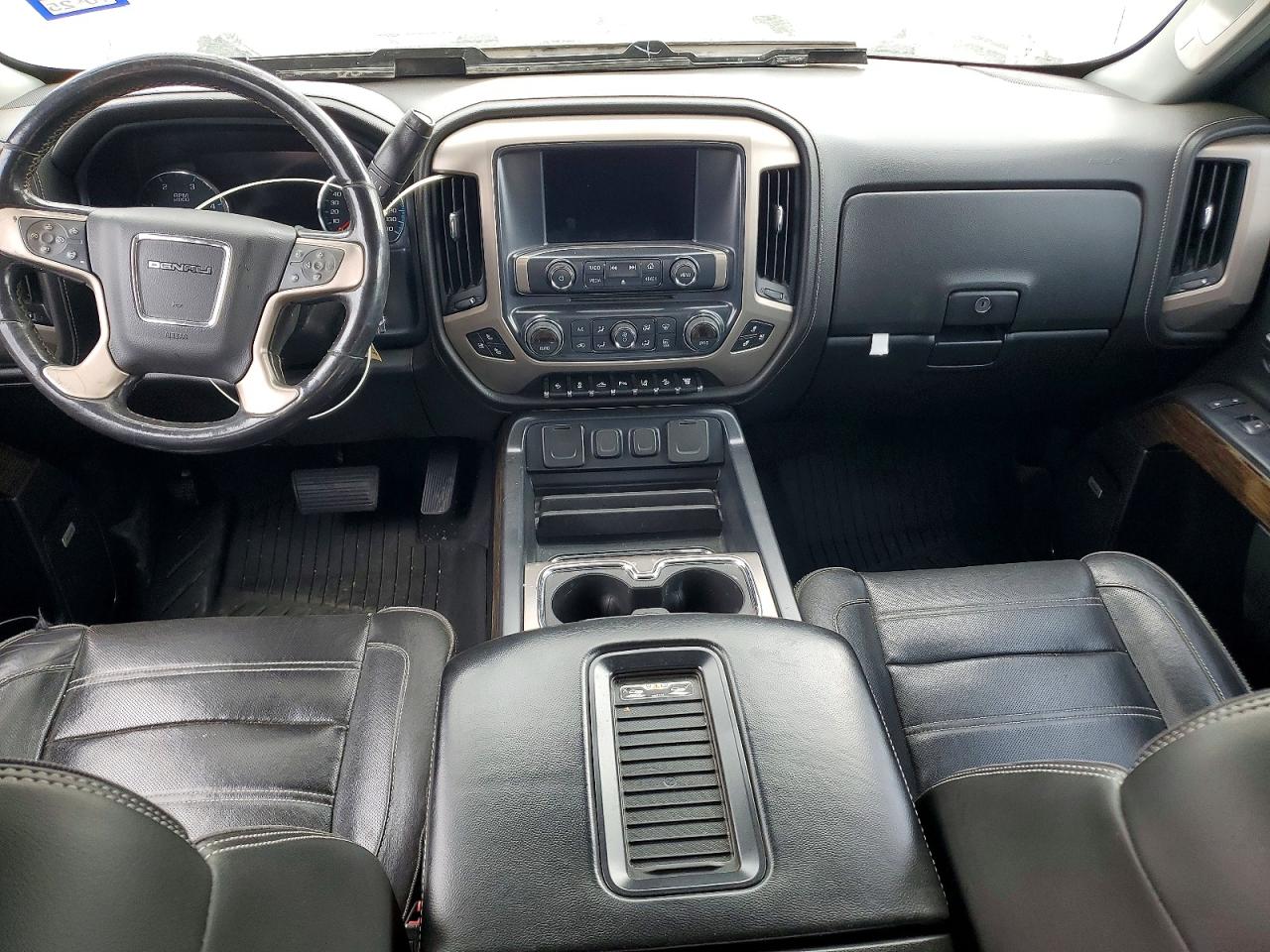 2019 GMC SIERRA K2500 DENALI photo 22