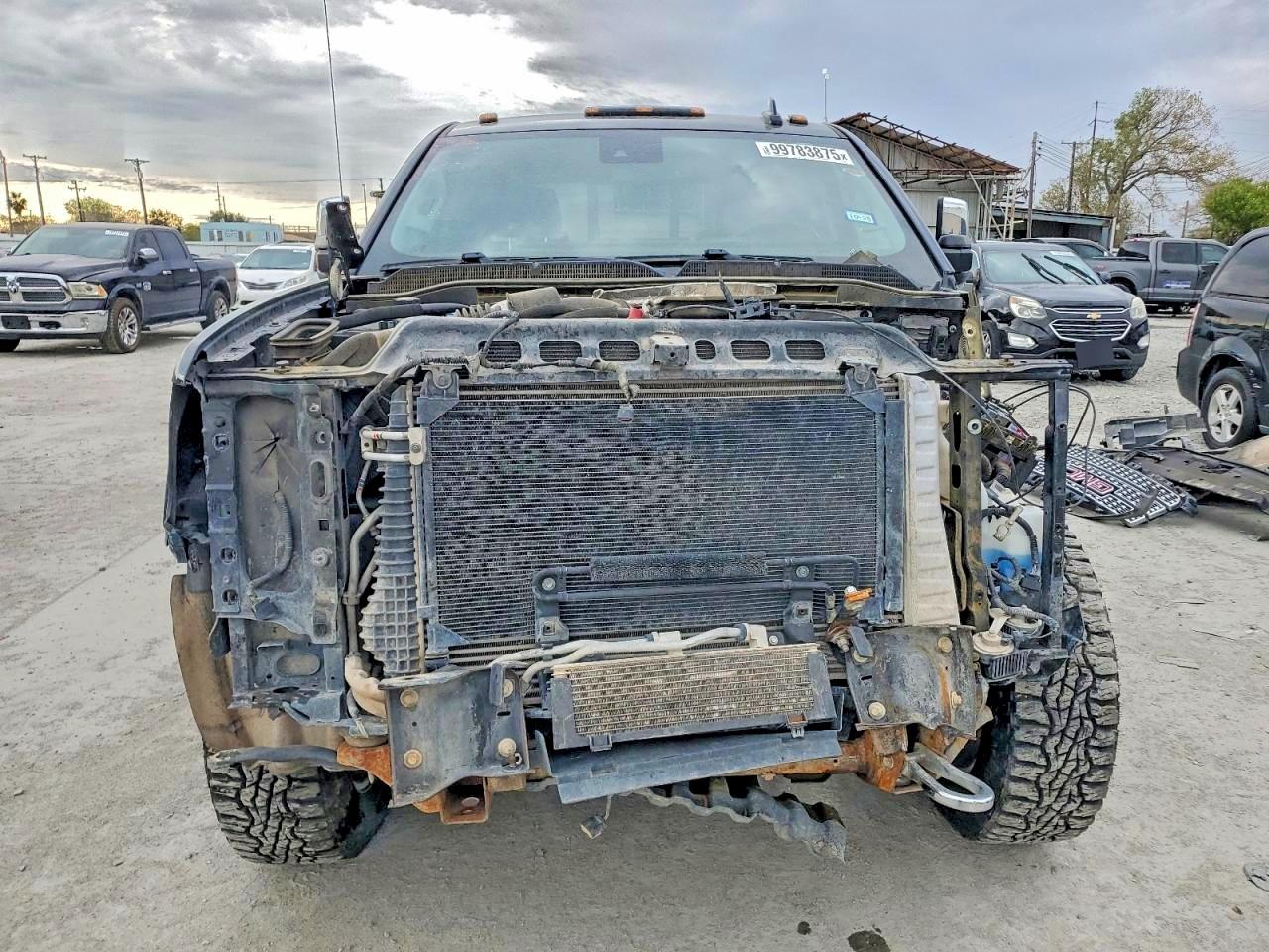 2019 GMC SIERRA K2500 DENALI photo 13