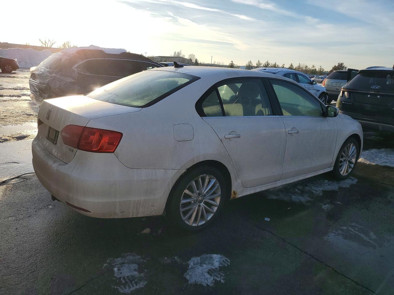 2013 VOLKSWAGEN JETTA TDI photo 3
