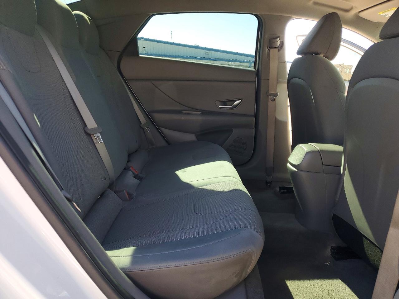 2021 HYUNDAI ELANTRA SE photo 10